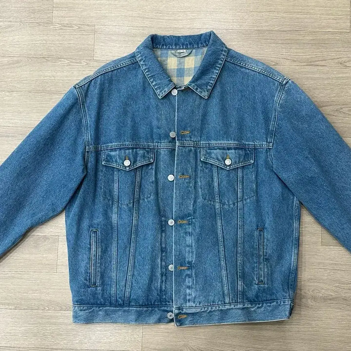 [BUNJANG] Gucci Denim Jacket / [50] 구찌 하프자수 데님자켓 / 구찌 청자켓