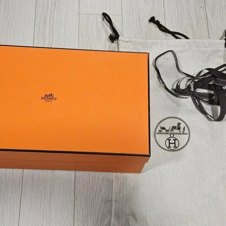[BUNJANG] Hermes Box + Dust Bag + Ribbon / 에르메스  박스 + 더스트백 + 리본