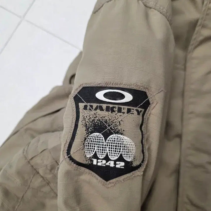 [BUNJANG] Oakley Military Hooded Jumper XL / 오클리 밀리터리 후드 점퍼 XL