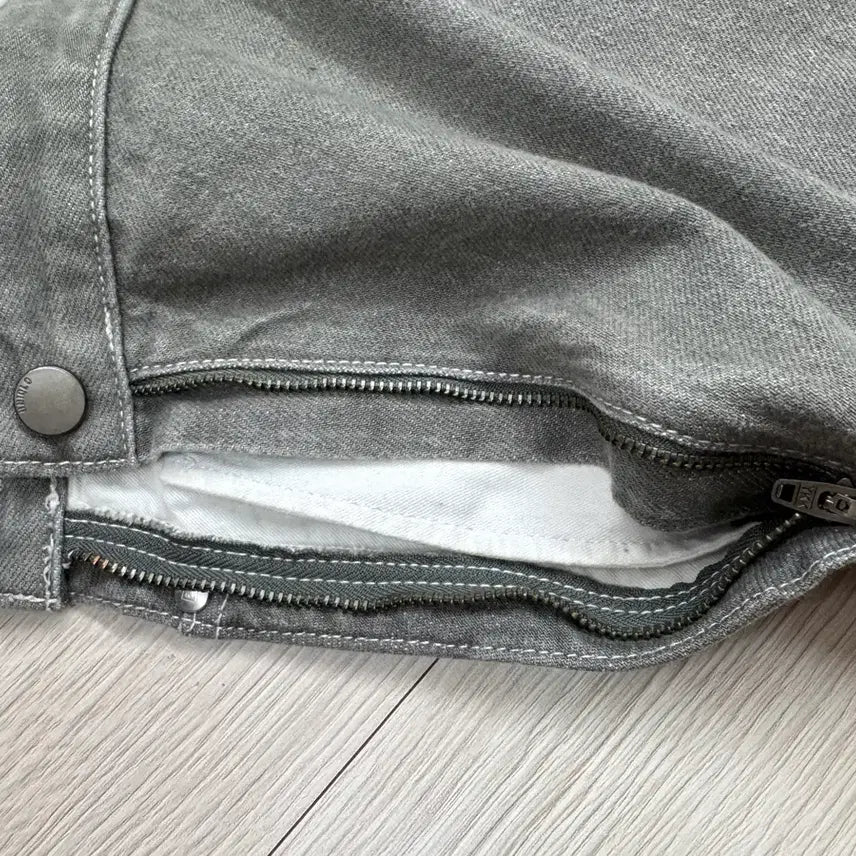 [BUNJANG] Uniqlo Gray Denim A-Line Skirt / 유니클로 그레이 데님 A라인 스커트