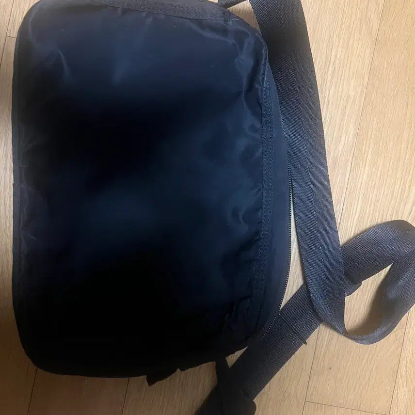 [BUNJANG] Porter Frame Shoulder Bag (S) Black / 요시다 포터 프레임 숄더백 s 블랙