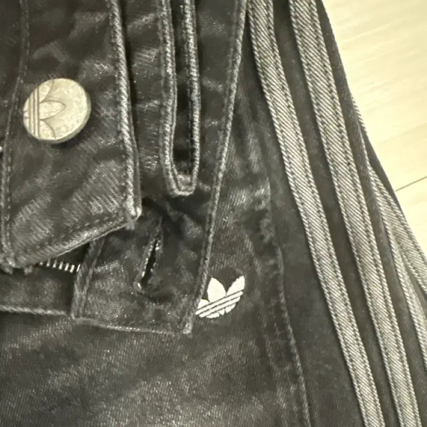 [BUNJANG] Adidas Originals Loose Denim Pants / 새상품) JX6865 (W) 아디다스 오리지널스 루즈 데님 팬츠