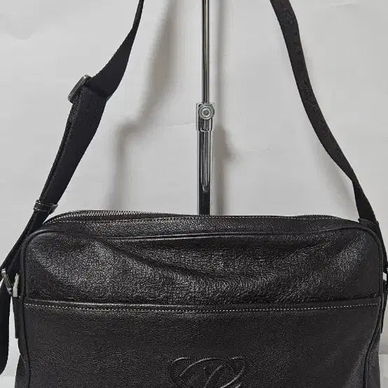 [BUNJANG] Louis Quatorze Leather Crossbody Bag / 루이까또즈 가죽 크로스백 브라운