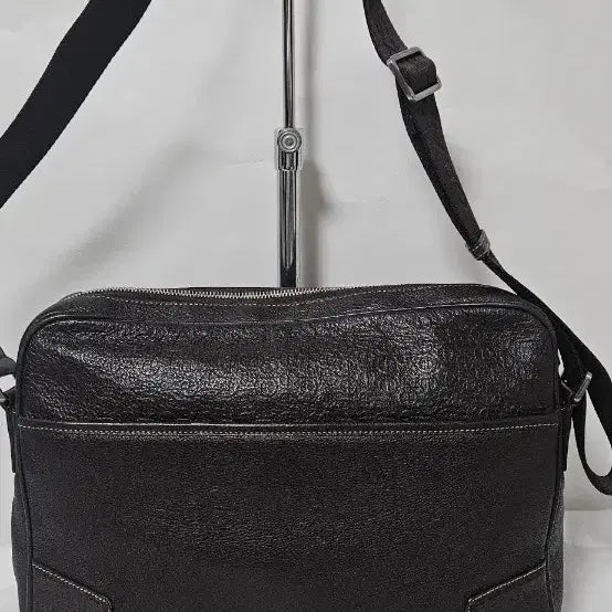 [BUNJANG] Louis Quatorze Leather Crossbody Bag / 루이까또즈 가죽 크로스백 브라운