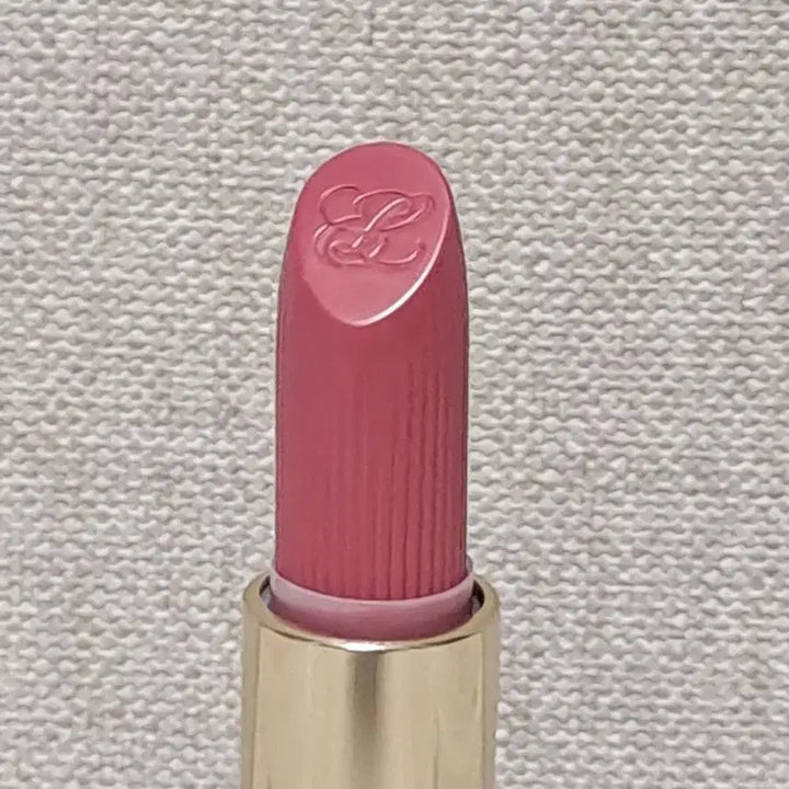 [BUNJANG] Estee Lauder Pure Color Lipstick 220 Powerful / 에스티로더 퓨어 핑크 립스틱 220 Powerful