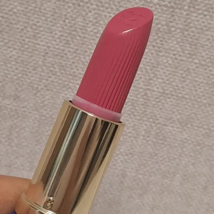 [BUNJANG] Estee Lauder Pure Color Lipstick 220 Powerful / 에스티로더 퓨어 핑크 립스틱 220 Powerful