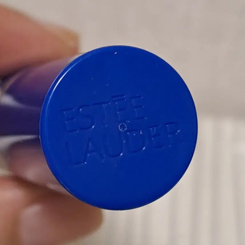 [BUNJANG] Estee Lauder Pure Color Lipstick 220 Powerful / 에스티로더 퓨어 핑크 립스틱 220 Powerful