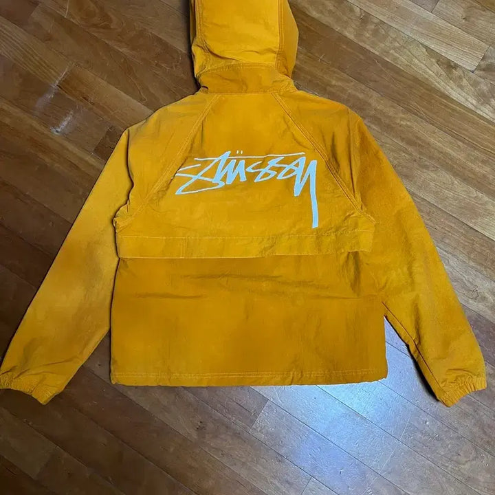 [SOLD OUT] 스투시 비치쉘 바람막이 자켓 XS
