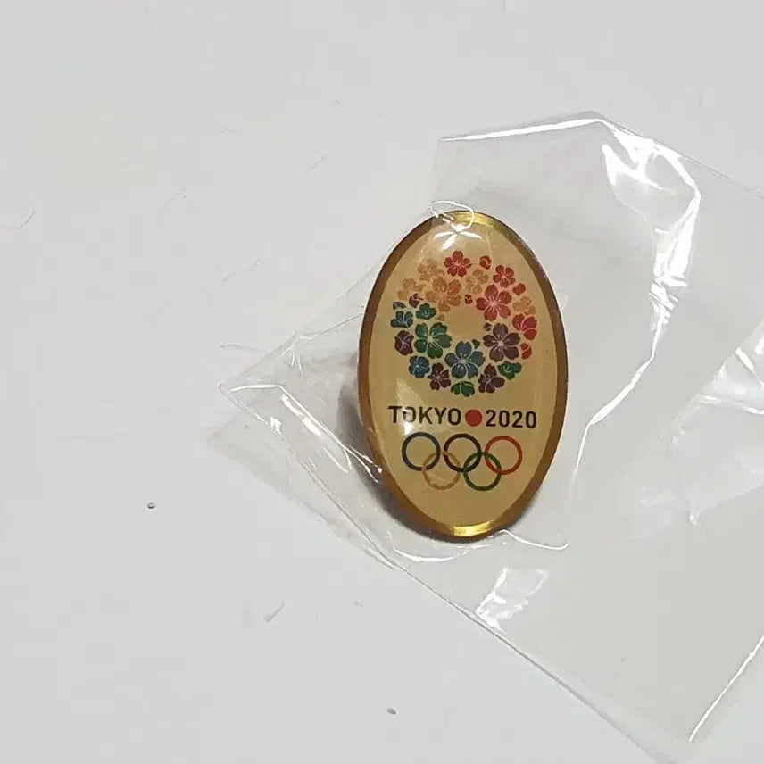 [BUNJANG] Tokyo Olympics 2020 Miraitowa and Someity Badges / 도쿄 올림픽 2020 마스코트 뱃지 미라이토와 소메이티 외