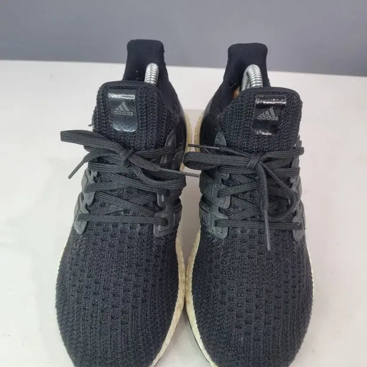 [BUNJANG] Adidas Ultraboost 230 Black Sneakers / 효자빈티지 230 아디다스 울트라부스트 블랙