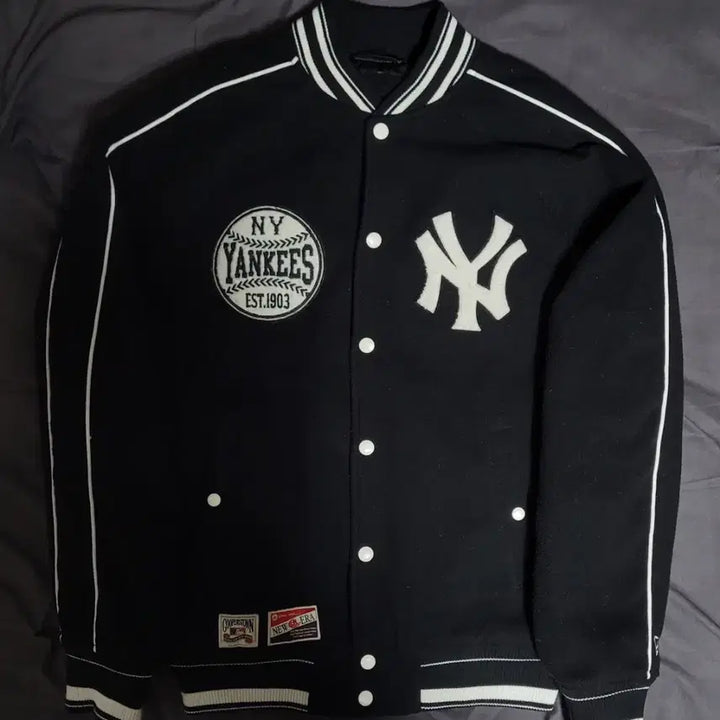 [BUNJANG] New Era New York Yankees 3M Thinsulate Baseball Bomber Jacket M / 뉴에라 뉴욕양키즈 3m 신슐레이트 야구 봄버점퍼 m
