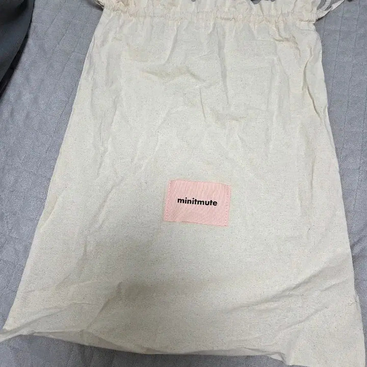 [BUNJANG] Minitmute Clo Backpack / 미닛뮤트 클로백팩