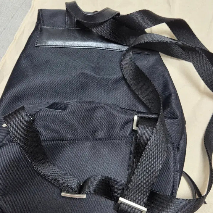 [BUNJANG] Minitmute Clo Backpack / 미닛뮤트 클로백팩