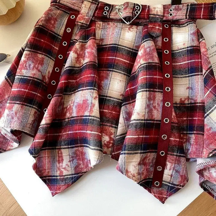 [BUNJANG] Checked Skirt with Heart Detail / [3컬러] 체크스커트 하트 체크치마 치마바지 아이돌치마 레드 블랙 브라운