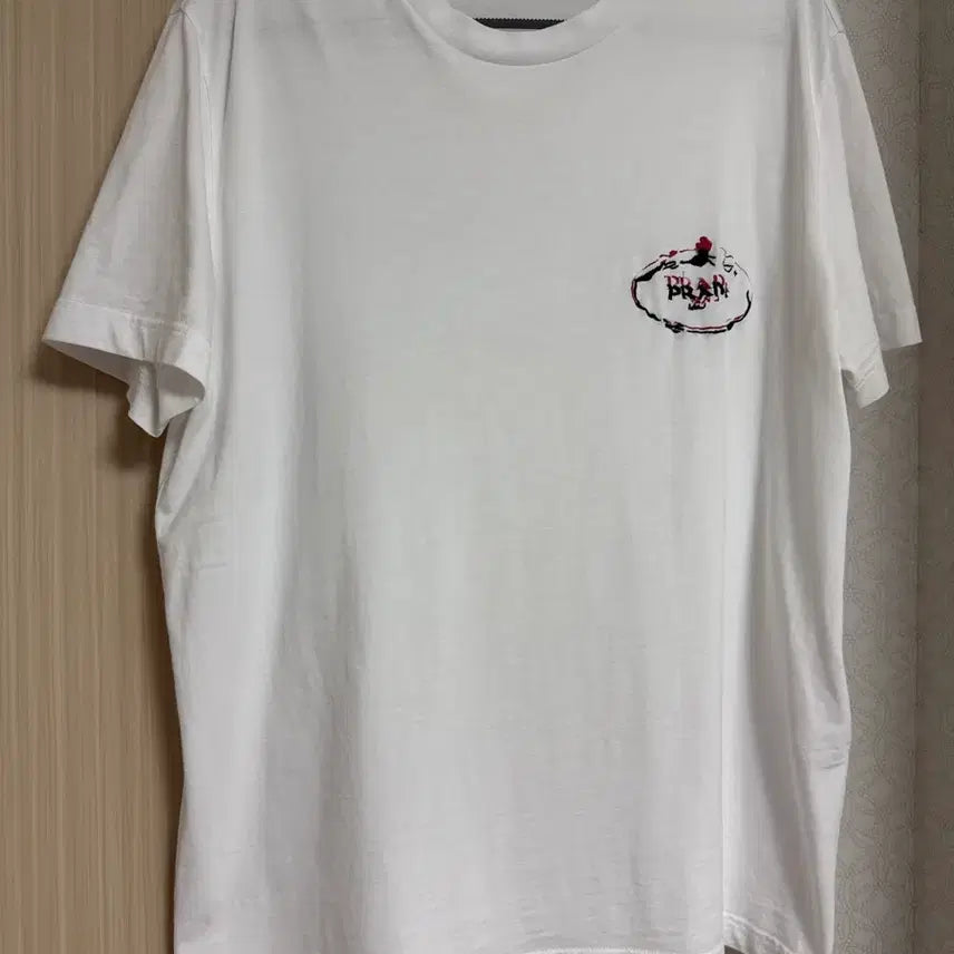 [BUNJANG] Prada Embroidered Logo T-shirt / 프라다 자수로고 반팔티