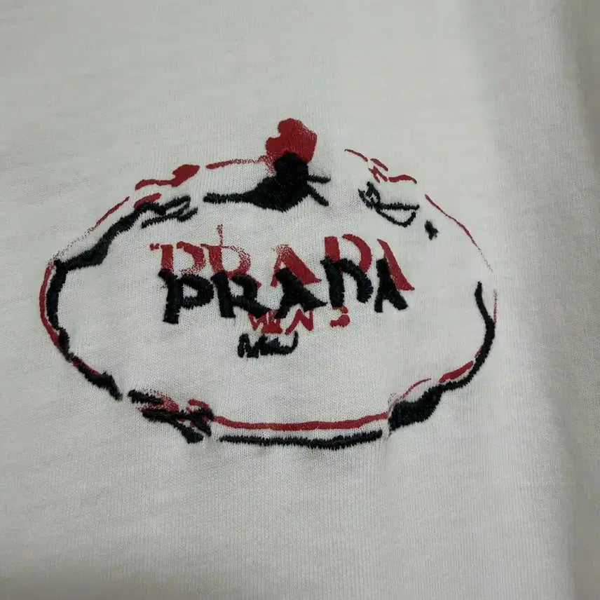 [BUNJANG] Prada Embroidered Logo T-shirt / 프라다 자수로고 반팔티