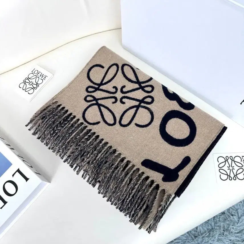 [BUNJANG] LOEWE Logo Scarf / 로에베 LOEWE 로고 머플러 스카프