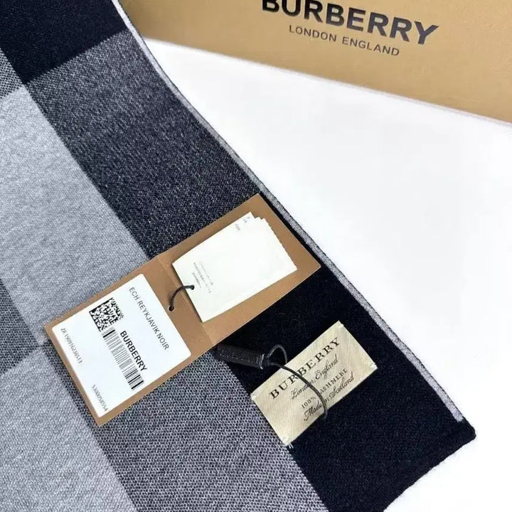 [BUNJANG] Burberry Checkered Scarf Black/Grey / 버버리 체크 머플러 블랙/그레이