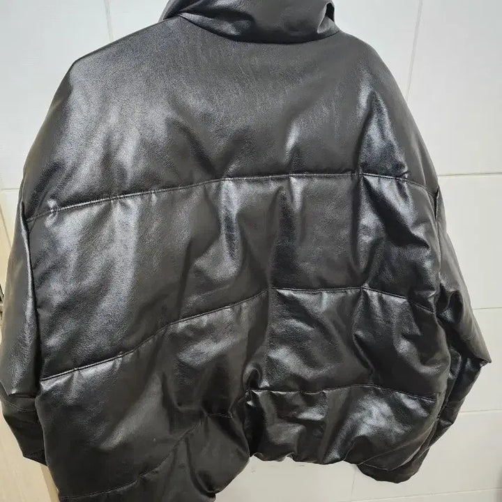 [BUNJANG] 8 Seconds Leather Padded Jacket 105 / 8세컨즈 가죽패딩자켓 105