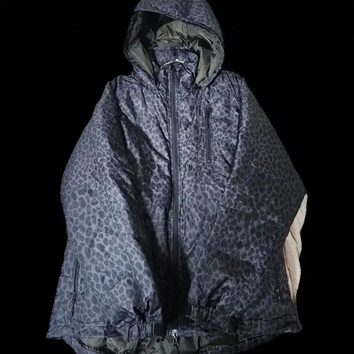 [BUNJANG] Needles Leopard C.E Down Jacket / 니들스 레오파드 C.E 다운 자켓