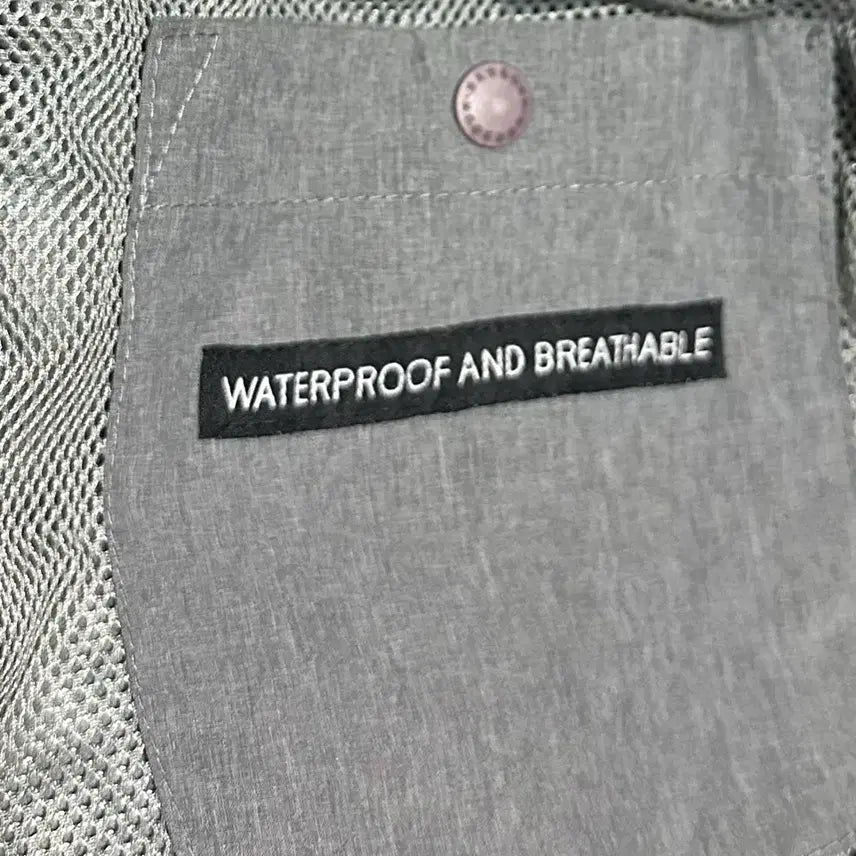 [BUNJANG] Barbour Women's Waterproof Windbreaker Jacket / 바버 우먼스 워터프루프 바람막이 자켓