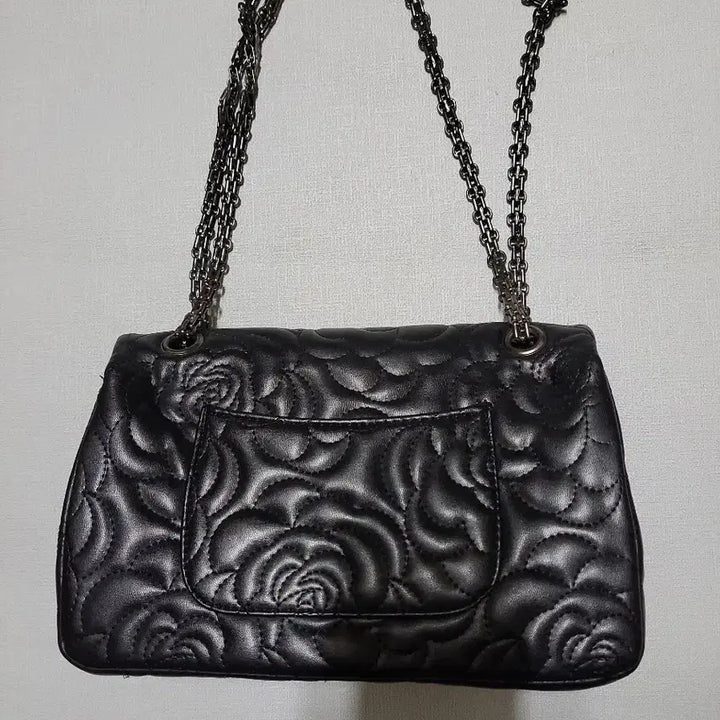 [BUNJANG] Black Rose Quilted Chain Bag / 블랙 장미 퀼팅 체인백