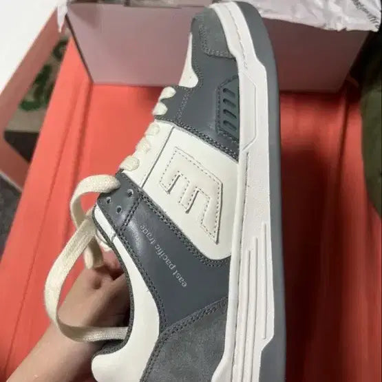 [BUNJANG] EPT PRIME (Grey/Off White) Shoes (Size 235) / 이피티 EPT PRIME (GREY/OFF WHITE) 신발 235
