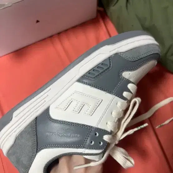 [BUNJANG] EPT PRIME (Grey/Off White) Shoes (Size 235) / 이피티 EPT PRIME (GREY/OFF WHITE) 신발 235