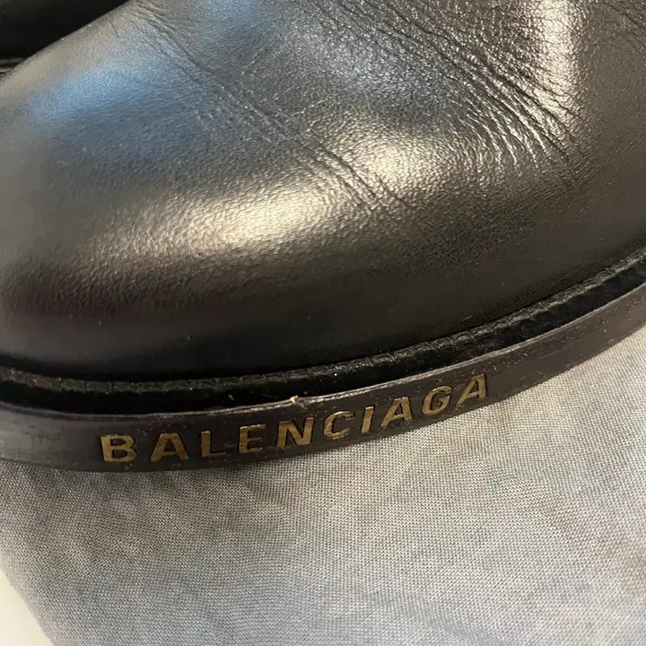 [BUNJANG] Balenciaga Logo Boots (Size 41) / 발렌시아가 로고 부츠 사이즈 41