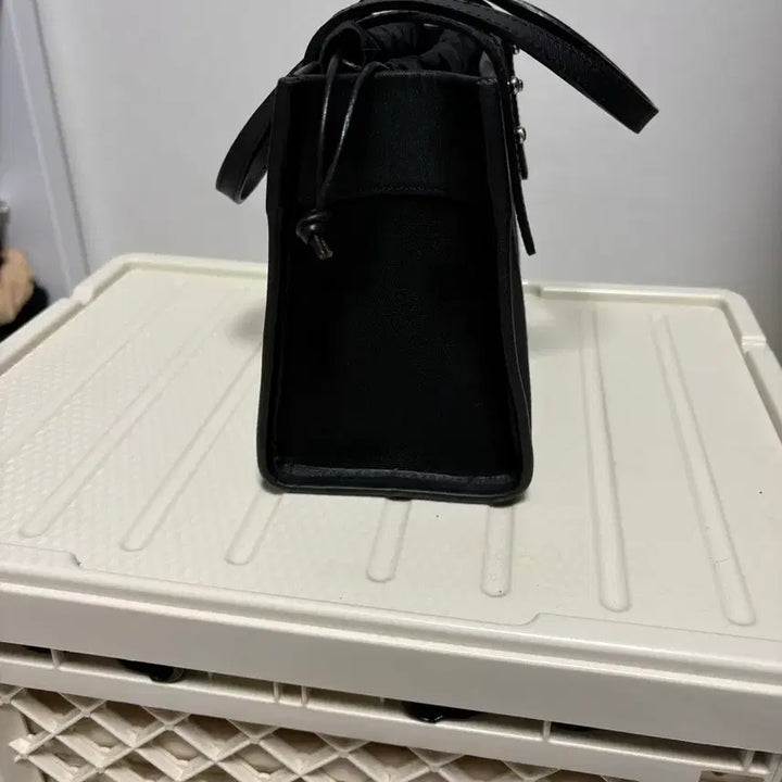 [BUNJANG] SIE Amber Contrast Bag Black Mini Bag / 시에 sie 앰버 콘트라스트백 블랙 미니백