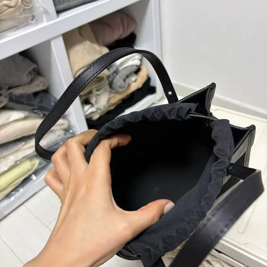[BUNJANG] SIE Amber Contrast Bag Black Mini Bag / 시에 sie 앰버 콘트라스트백 블랙 미니백