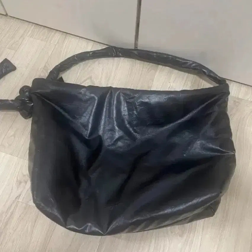 [BUNJANG] ANDYOU Two-Way Padded Bag / 앤유 ANDYOU 투웨이 패딩백