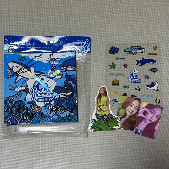 [BUNJANG] Rocket Punch Juri Blue Punch Signed Album / 로켓펀치 쥬시 블루 펀치 싸인 앨범 판매