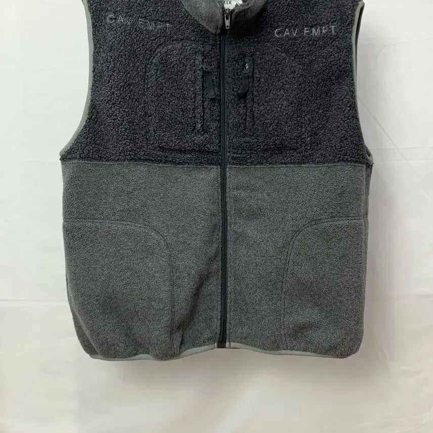 [BUNJANG] Cav Empt Fleece Zip Vest / 카브엠트 fleece zip vest 플리스 베스트