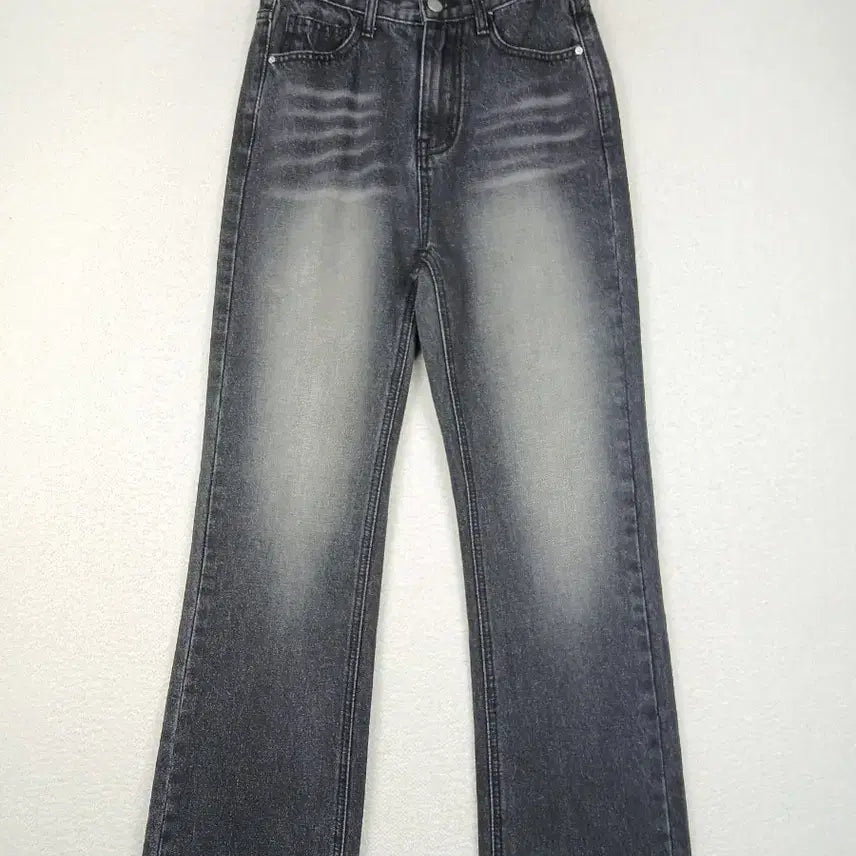 [BUNJANG] Women's Black Wash Bootcut Denim Jeans (Size S) / 여성 흑청 워싱 부츠컷 데님 팬츠 청바지(S)