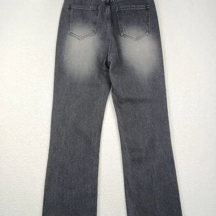 [BUNJANG] Women's Black Wash Bootcut Denim Jeans (Size S) / 여성 흑청 워싱 부츠컷 데님 팬츠 청바지(S)