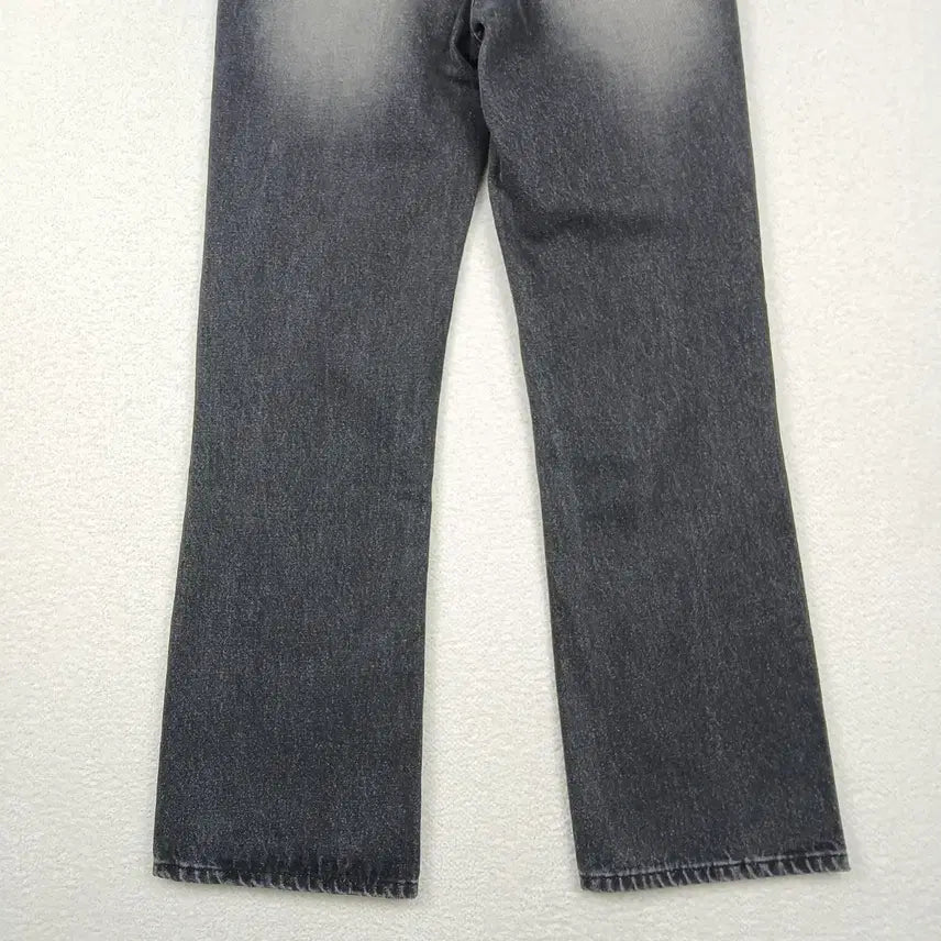 [BUNJANG] Women's Black Wash Bootcut Denim Jeans (Size S) / 여성 흑청 워싱 부츠컷 데님 팬츠 청바지(S)