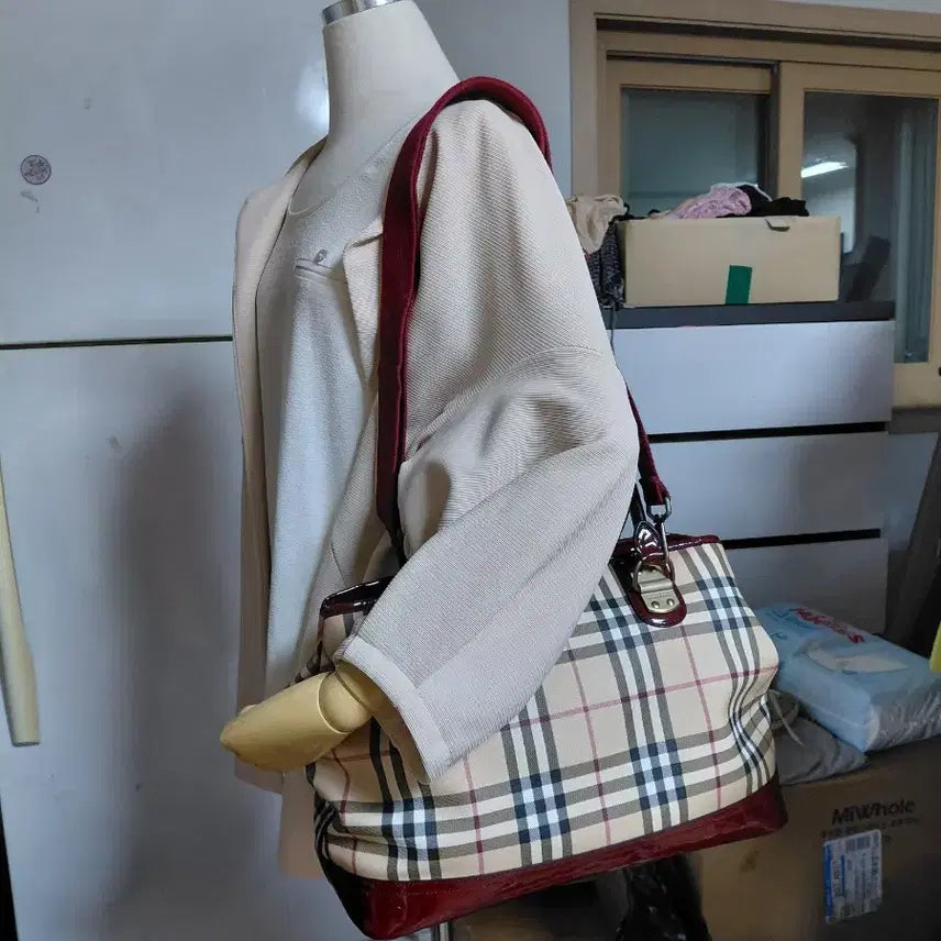 [BUNJANG] Burberry Nova Check Tote/Shoulder Bag M-L Size / 버버리 노바체크 토트/ 숄더백 M-L 사이즈 (37*26 폭20)