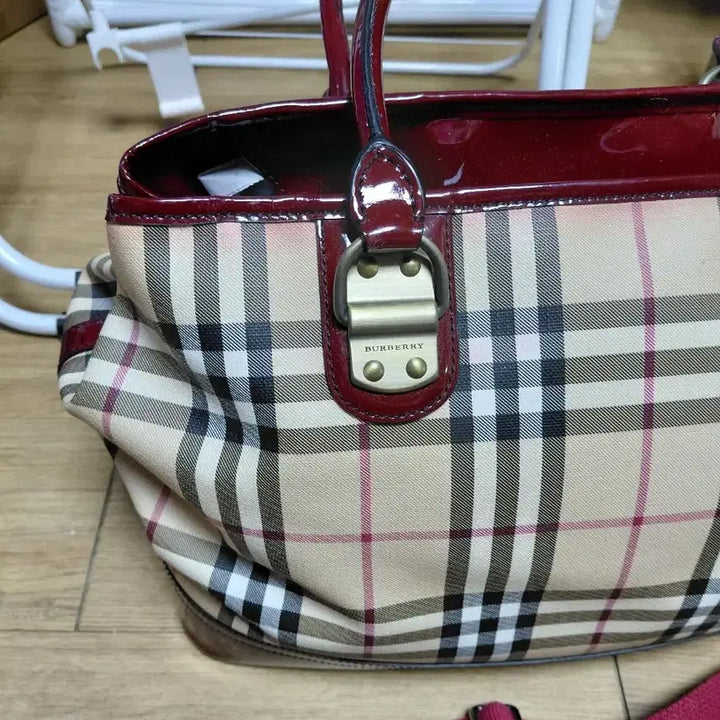 [BUNJANG] Burberry Nova Check Tote/Shoulder Bag M-L Size / 버버리 노바체크 토트/ 숄더백 M-L 사이즈 (37*26 폭20)