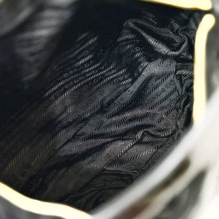 [BUNJANG] Prada Tessuto Quilted Shoulder Bag / 프라다 테수토 퀼팅 숄더백(정품)