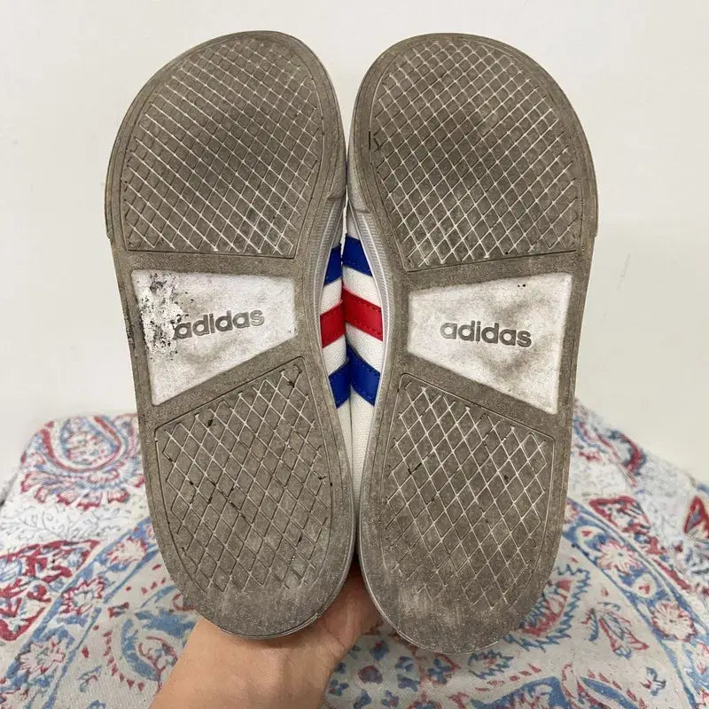 [SOLD OUT] 아디다스 네오 뮬 스니커즈 240 E01979