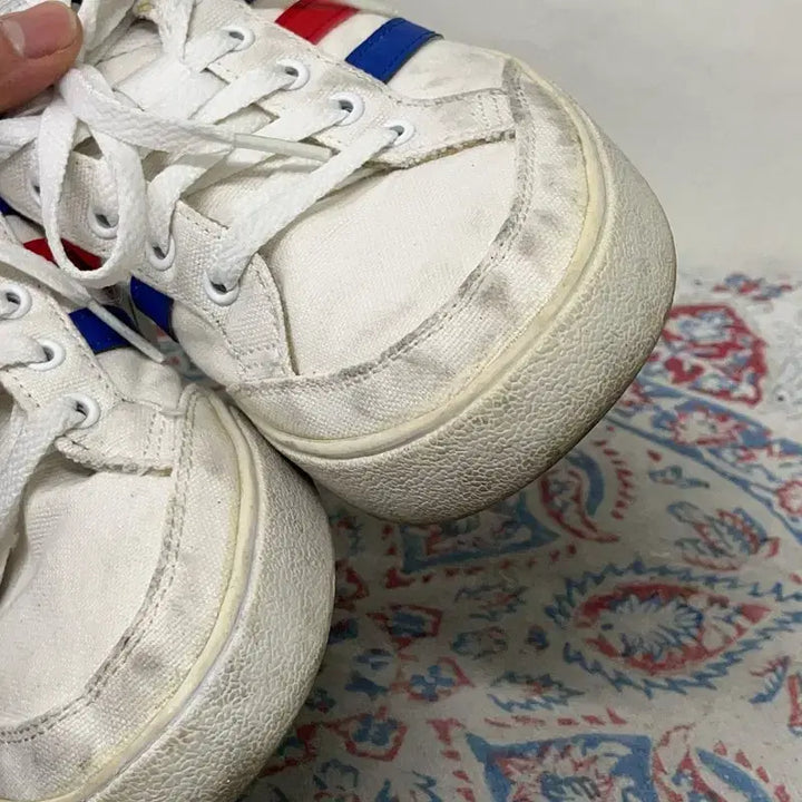 [SOLD OUT] 아디다스 네오 뮬 스니커즈 240 E01979