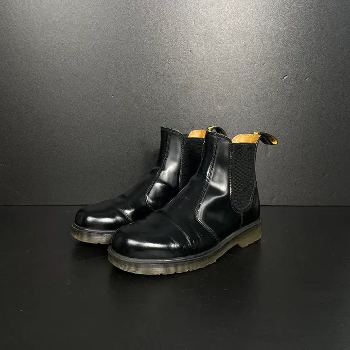 [BUNJANG] Dr. Martens 2976 Chelsea Boots / [245] 닥터마틴 2976 첼시 부츠