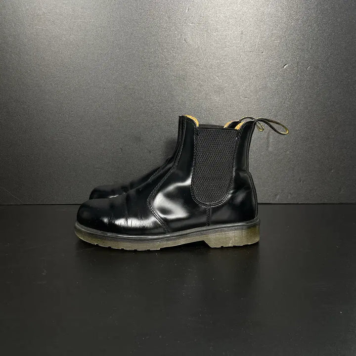 [BUNJANG] Dr. Martens 2976 Chelsea Boots / [245] 닥터마틴 2976 첼시 부츠