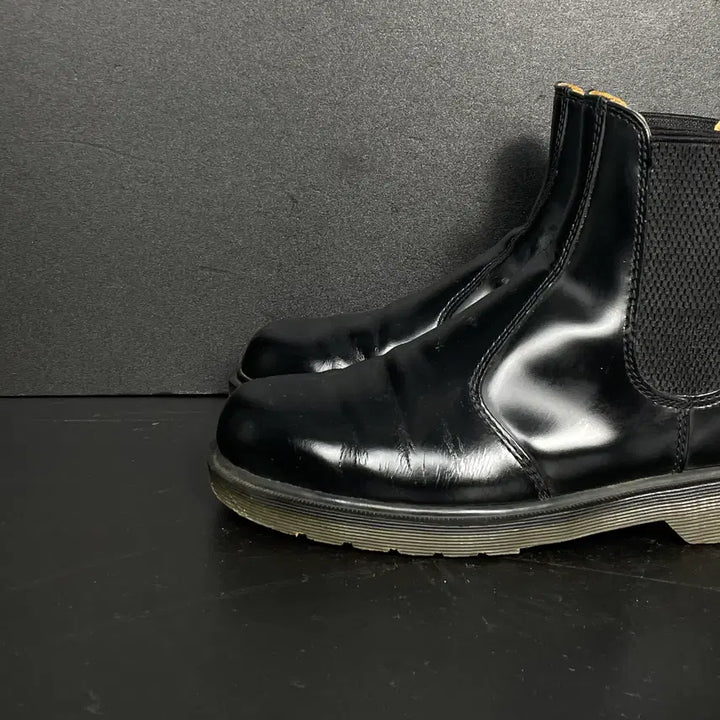 [BUNJANG] Dr. Martens 2976 Chelsea Boots / [245] 닥터마틴 2976 첼시 부츠