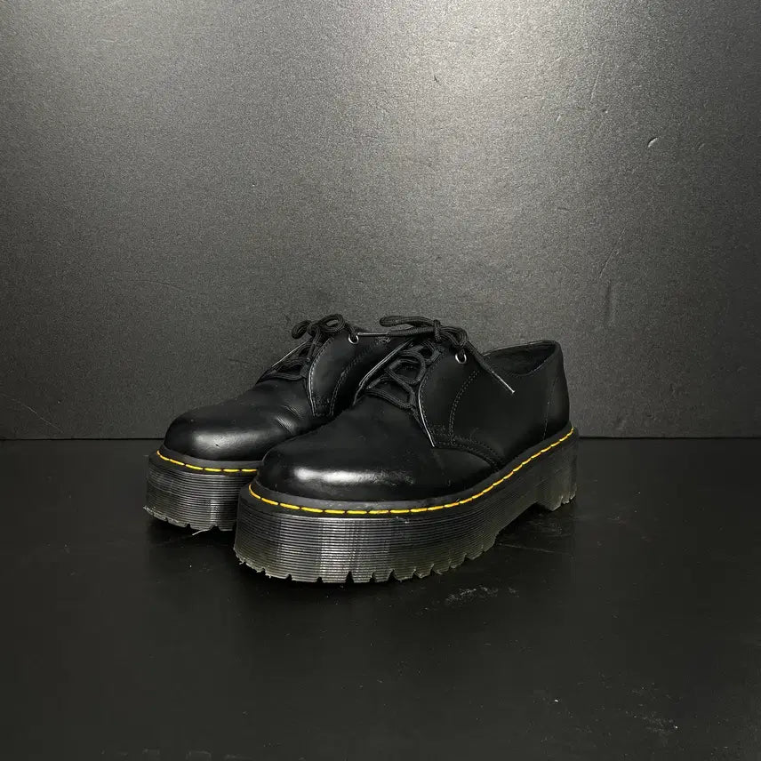 [BUNJANG] Dr. Martens Zerrick Quad 3-Hole Shoes / [255] 닥터마틴 재릭 쿼드 3홀