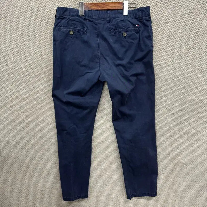 [SOLD OUT] 타미힐피거 슬림핏 코튼팬츠 면바지 34인치 M11483