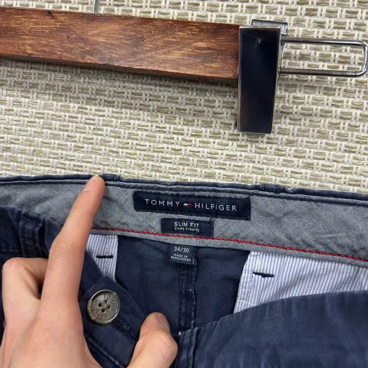 [SOLD OUT] 타미힐피거 슬림핏 코튼팬츠 면바지 34인치 M11483