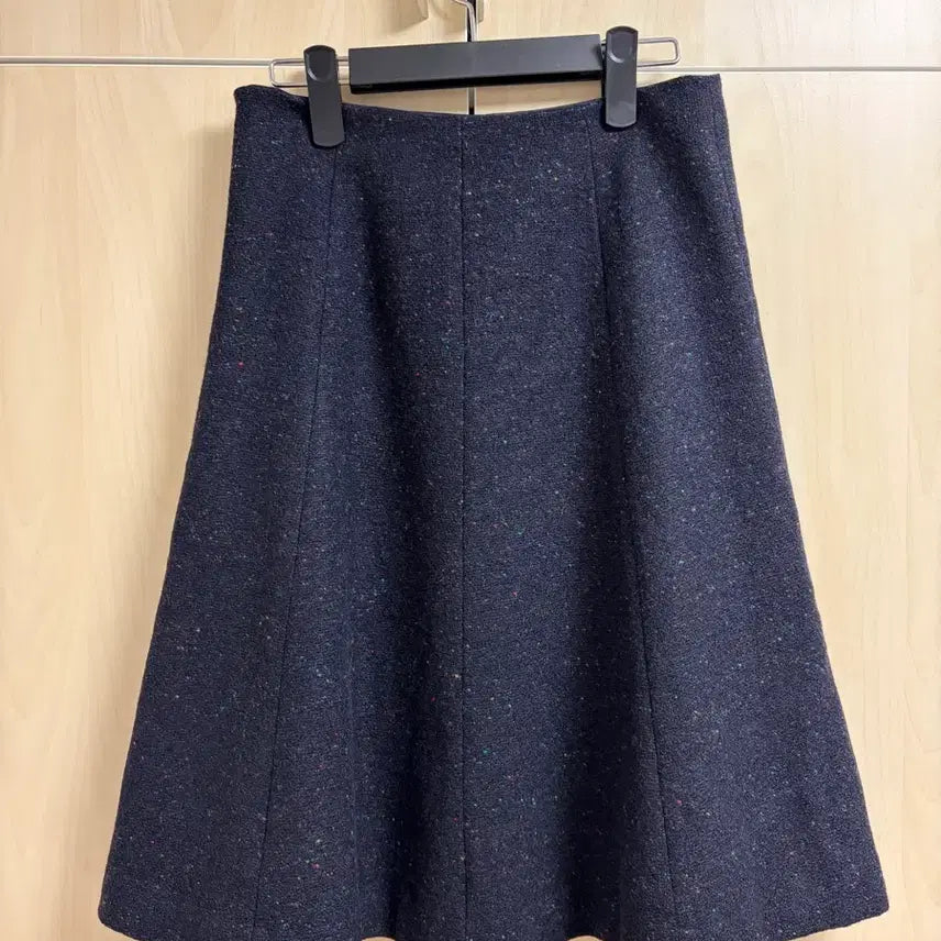 [SOLD OUT] Mackintosh philosophy 울 트위드 플레어 스커트 38