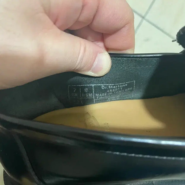 [BUNJANG] Dr. Martens Abbott Penny Loafers - Black / 닥터마틴 애보트 페니 로퍼 260 블랙